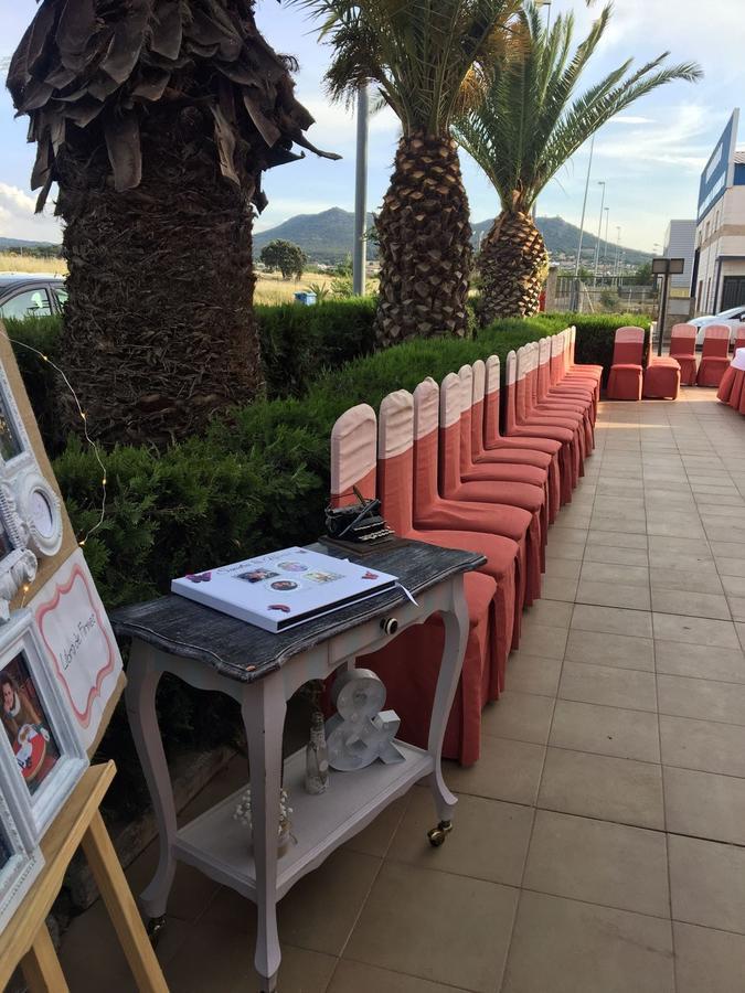Hotel Las Dehesas Navalvillar de Pela エクステリア 写真